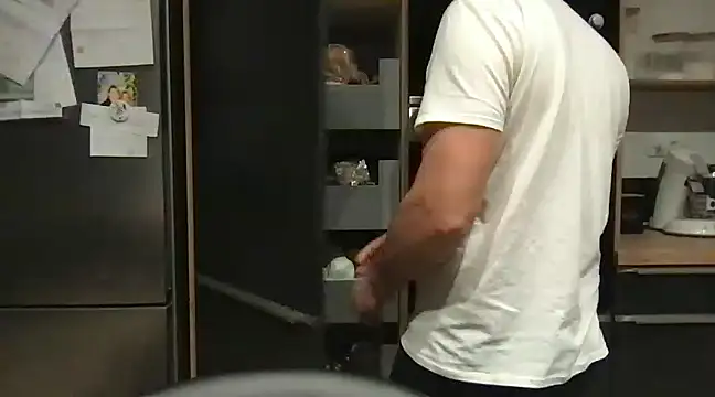 Snapshot of unconnudu21000 chatting on December 14, 2024, 6:56 am unconnudu21000 online show from December 14, 2024, 6:56 am