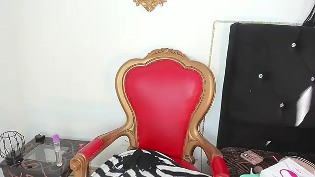 AmeliaThompsonTaboo online show from October 15, 2025, 2:06 pm