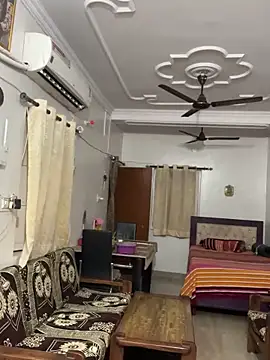 Snapshot of John_desihunk chatting on December 5, 2024, 10:44 am John desihunk online show from December 5, 2024, 10:44 am