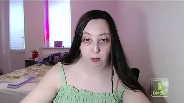 cute and hot online show from November 5, 2025, 12:49 pm