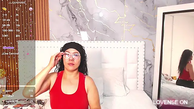 hotlatinateacher online show from January 7, 2025, 2:20 am