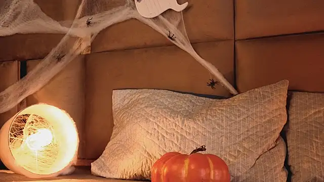 angelinepossy online show from October 29, 2025, 10:00 pm