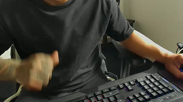 stebankechima online show from October 20, 2025, 6:08 pm