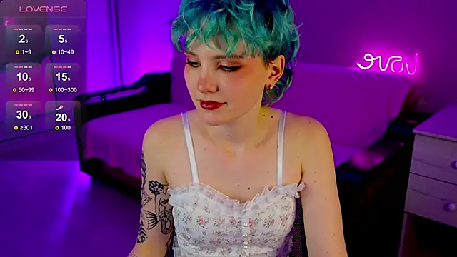 Snapshot of School_Love chatting on December 8, 2024, 4:18 pm School Love online show from December 8, 2024, 4:18 pm