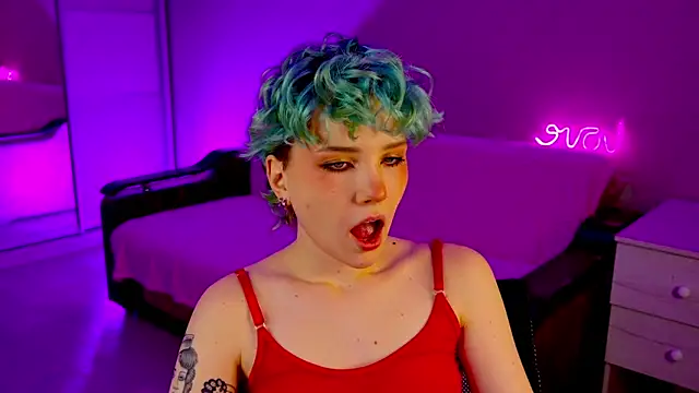 Snapshot of School_Love chatting on December 11, 2024, 1:17 pm School Love online show from December 11, 2024, 1:17 pm