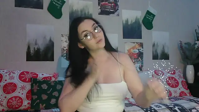 Fluffy Tiffy online show from December 18, 2024, 5:59 am