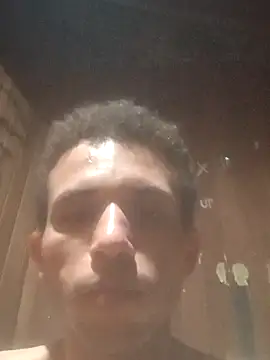 jhonmenas14 online show from October 30, 2025, 12:01 am