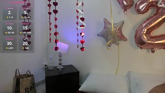 Snapshot of North-Dio chatting on February 10, 2025, 10:09 am North-Dio online show from February 10, 2025, 10:09 am