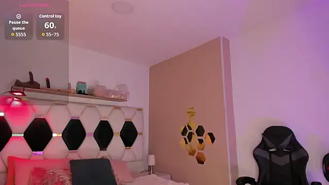 Snapshot of North-Dio chatting on September 29, 2025, 11:15 am North-Dio online show from September 29, 2025, 11:15 am