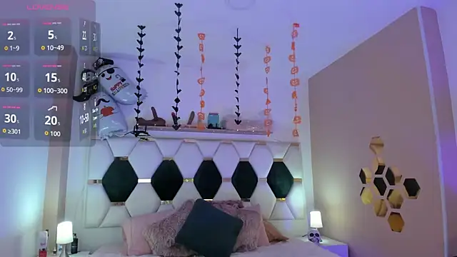 Snapshot of North-Dio chatting on October 2, 2025, 11:28 am North-Dio online show from October 2, 2025, 11:28 am