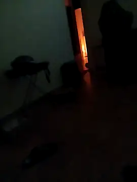 Snapshot of lobomisterioso13 chatting on January 8, 2025, 1:11 am lobomisterioso13 online show from January 8, 2025, 1:11 am