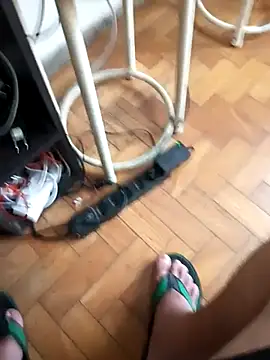 Snapshot of lobomisterioso13 chatting on February 24, 2025, 4:47 pm lobomisterioso13 online show from February 24, 2025, 4:47 pm