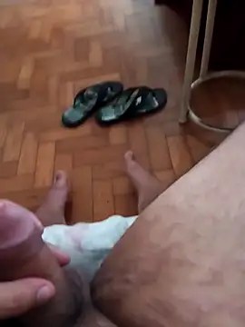 Snapshot of lobomisterioso13 chatting on December 18, 2025, 4:35 pm lobomisterioso13 online show from December 18, 2025, 4:35 pm