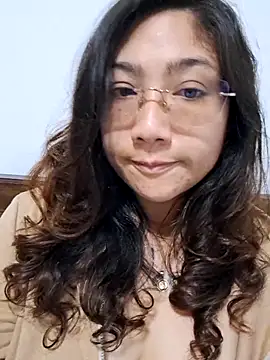 Mia Ruiz online show from December 18, 2025, 3:12 am