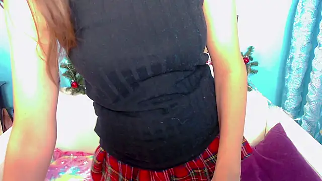 LindaaLu online show from January 15, 2025, 4:36 am