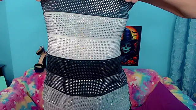 LindaaLu online show from February 3, 2025, 5:07 am