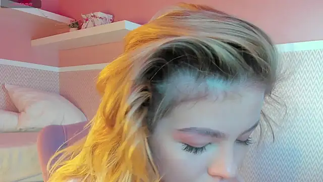 Snapshot of Anna_Robinson chatting on January 13, 2025, 1:13 am Anna Robinson online show from January 13, 2025, 1:13 am