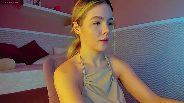 Snapshot of Anna_Robinson chatting on January 29, 2025, 1:16 am Anna Robinson online show from January 29, 2025, 1:16 am