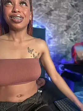 Snapshot of Melany_Williams chatting on February 13, 2025, 2:09 pm Melany Williams online show from February 13, 2025, 2:09 pm