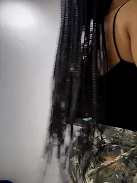 Snapshot of Melany_Williams chatting on September 17, 2025, 1:02 pm Melany Williams online show from September 17, 2025, 1:02 pm