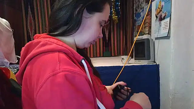 Cora Maro online show from March 19, 2025, 2:35 pm