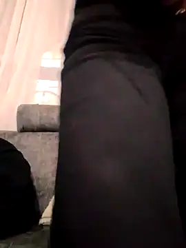 Snapshot of DakotaHoland chatting on November 7, 2025, 4:01 am DakotaHoland online show from November 7, 2025, 4:01 am