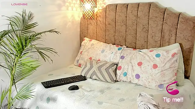 Snapshot of Ammy_nova chatting on March 17, 2025, 7:48 pm Ammy nova online show from March 17, 2025, 7:48 pm