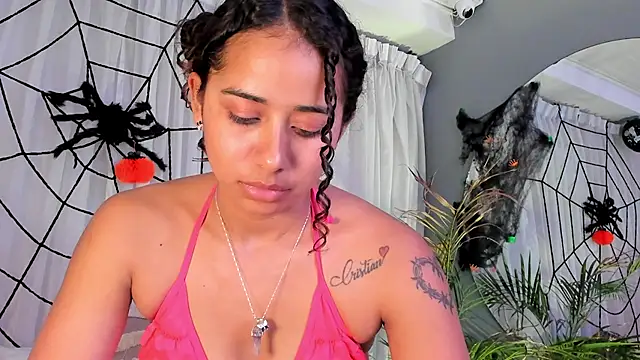 Snapshot of Ammy_nova chatting on November 2, 2025, 8:17 am Ammy nova online show from November 2, 2025, 8:17 am