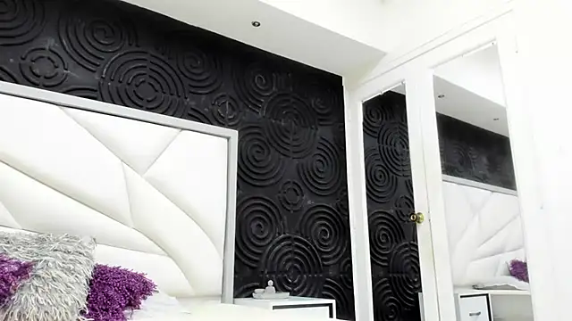 AbigailWilliams  online show from September 30, 2025, 11:04 am