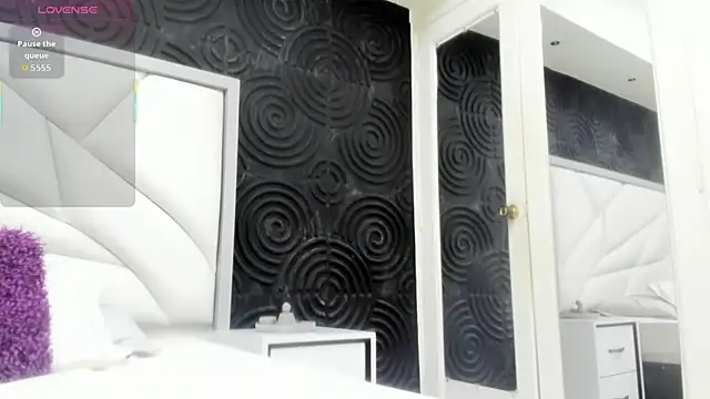 AbigailWilliams  online show from November 20, 2025, 11:10 am