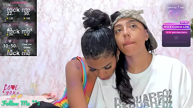 Snapshot of BarbieHotLaura chatting on January 10, 2025, 8:15 pm BarbieHotLaura online show from January 10, 2025, 8:15 pm