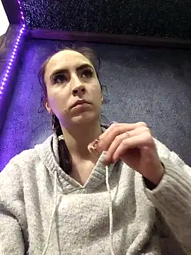 Snapshot of pleasure_of_life chatting on November 18, 2025, 5:17 pm pleasure of life online show from November 18, 2025, 5:17 pm