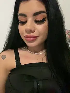 Snapshot of Ameliablack_1 chatting on December 19, 2024, 7:07 am Ameliablack 1 online show from December 19, 2024, 7:07 am