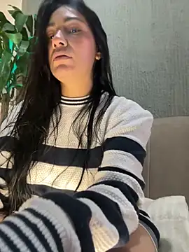 emmily d online show from November 11, 2025, 6:41 pm