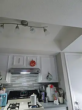 DevilDahm online show from November 15, 2025, 8:27 pm