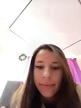 Snapshot of RubyEmerald chatting on November 26, 2025, 2:40 pm RubyEmerald online show from November 26, 2025, 2:40 pm