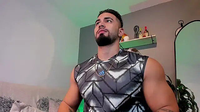 Snapshot of jaxon_colton chatting on February 5, 2025, 1:26 am jaxon colton online show from February 5, 2025, 1:26 am