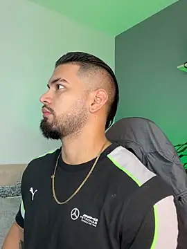 Snapshot of jaxon_colton chatting on February 17, 2025, 12:48 pm jaxon colton online show from February 17, 2025, 12:48 pm