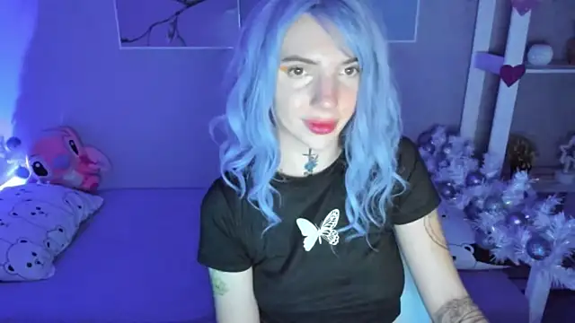 Snapshot of AnneTenet chatting on December 18, 2024, 8:20 am AnneTenet online show from December 18, 2024, 8:20 am