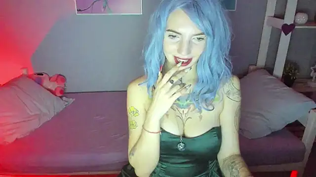 Snapshot of AnneTenet chatting on January 13, 2025, 7:21 am AnneTenet online show from January 13, 2025, 7:21 am