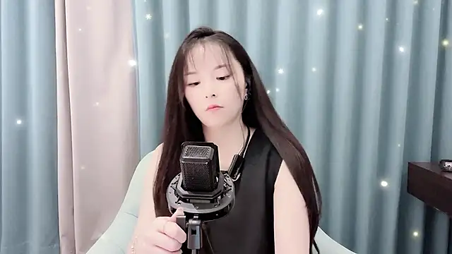 Snapshot of Original-HeartBaby chatting on October 3, 2025, 12:35 pm Original-HeartBaby online show from October 3, 2025, 12:35 pm