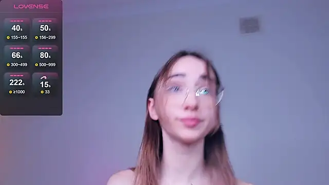 Snapshot of PollyBeev chatting on January 31, 2025, 2:39 pm PollyBeev online show from January 31, 2025, 2:39 pm