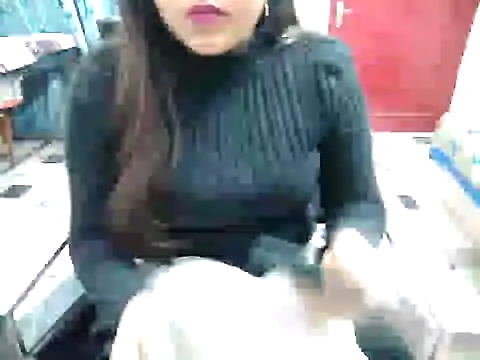 Snapshot of aarushi_sharmaa chatting on February 8, 2025, 1:01 pm aarushi sharmaa online show from February 8, 2025, 1:01 pm