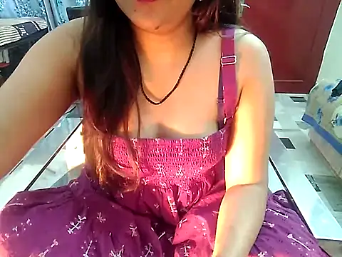 Snapshot of aarushi_sharmaa chatting on February 17, 2025, 6:53 am aarushi sharmaa online show from February 17, 2025, 6:53 am