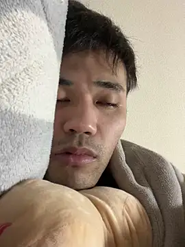 Snapshot of ryusei18570 chatting on March 11, 2025, 4:18 pm ryusei18570 online show from March 11, 2025, 4:18 pm