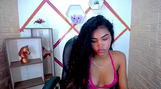 Snapshot of Melody_Stan chatting on February 17, 2025, 6:37 pm Melody Stan online show from February 17, 2025, 6:37 pm