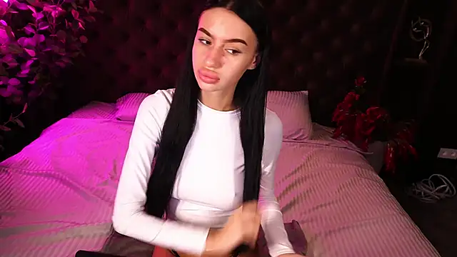 Snow WhiteeeX online show from October 24, 2025, 5:37 am