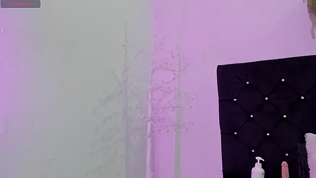 Snapshot of Natasha_by chatting on March 12, 2025, 4:56 pm Natasha by online show from March 12, 2025, 4:56 pm