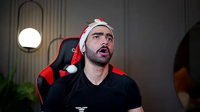 Austin bolt online show from December 18, 2024, 2:10 am