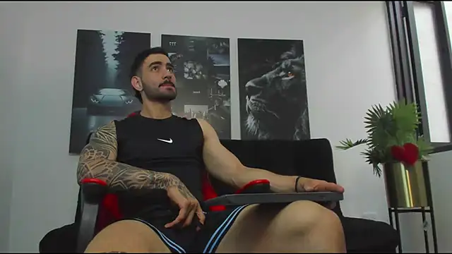 Austin bolt online show from February 16, 2025, 8:33 pm